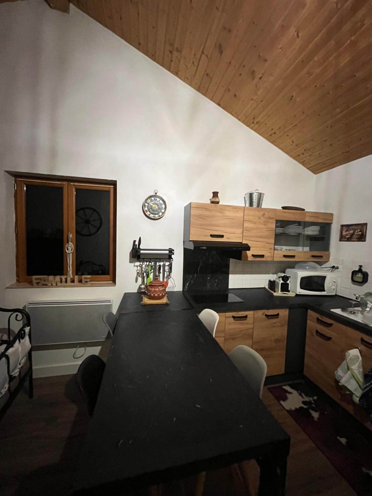 Chez Mamie Villa L'Isle-Jourdain  Ngoại thất bức ảnh