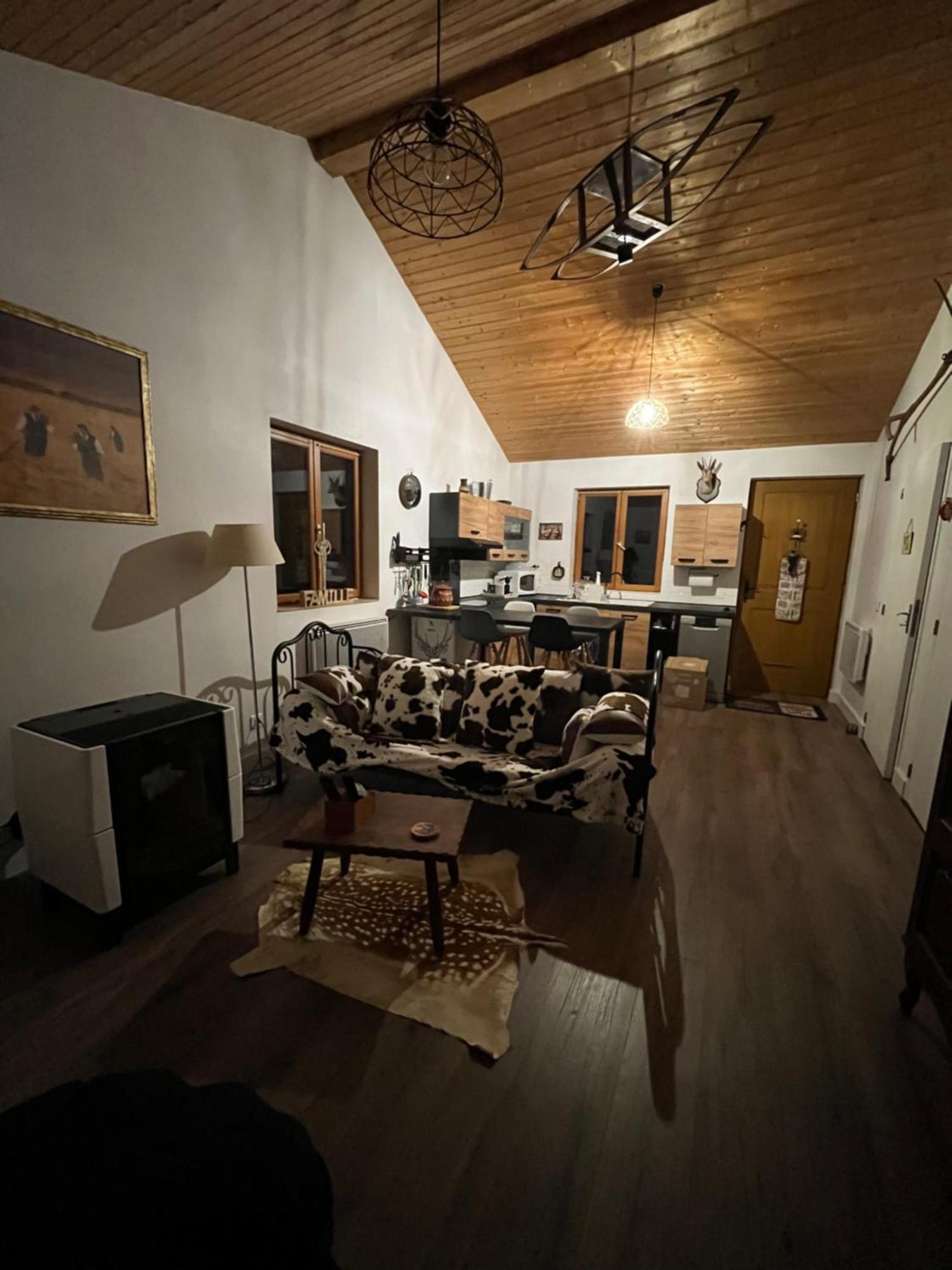 Chez Mamie Villa L'Isle-Jourdain  Ngoại thất bức ảnh