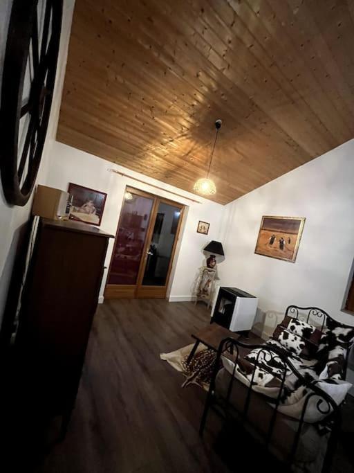 Chez Mamie Villa L'Isle-Jourdain  Ngoại thất bức ảnh