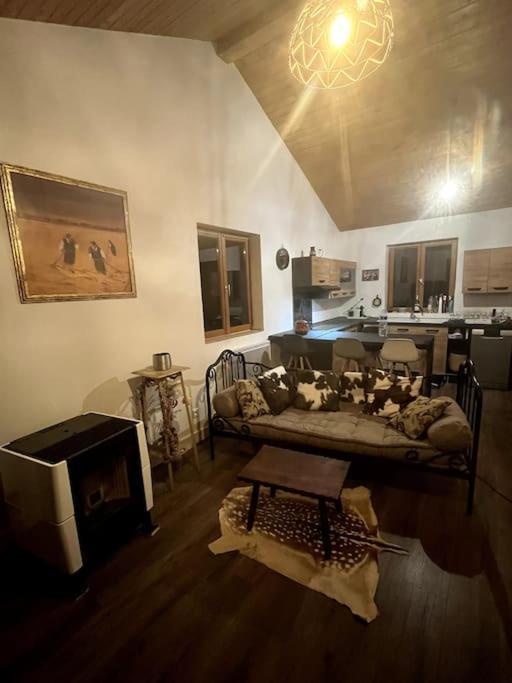 Chez Mamie Villa L'Isle-Jourdain  Ngoại thất bức ảnh