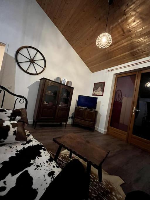 Chez Mamie Villa L'Isle-Jourdain  Ngoại thất bức ảnh